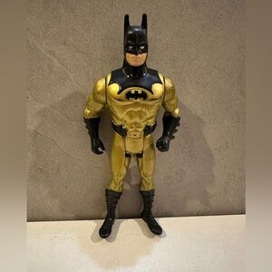 Vintage DC Kenner 1990 Aero Strike Gold Suit 5" Batman Action Figure